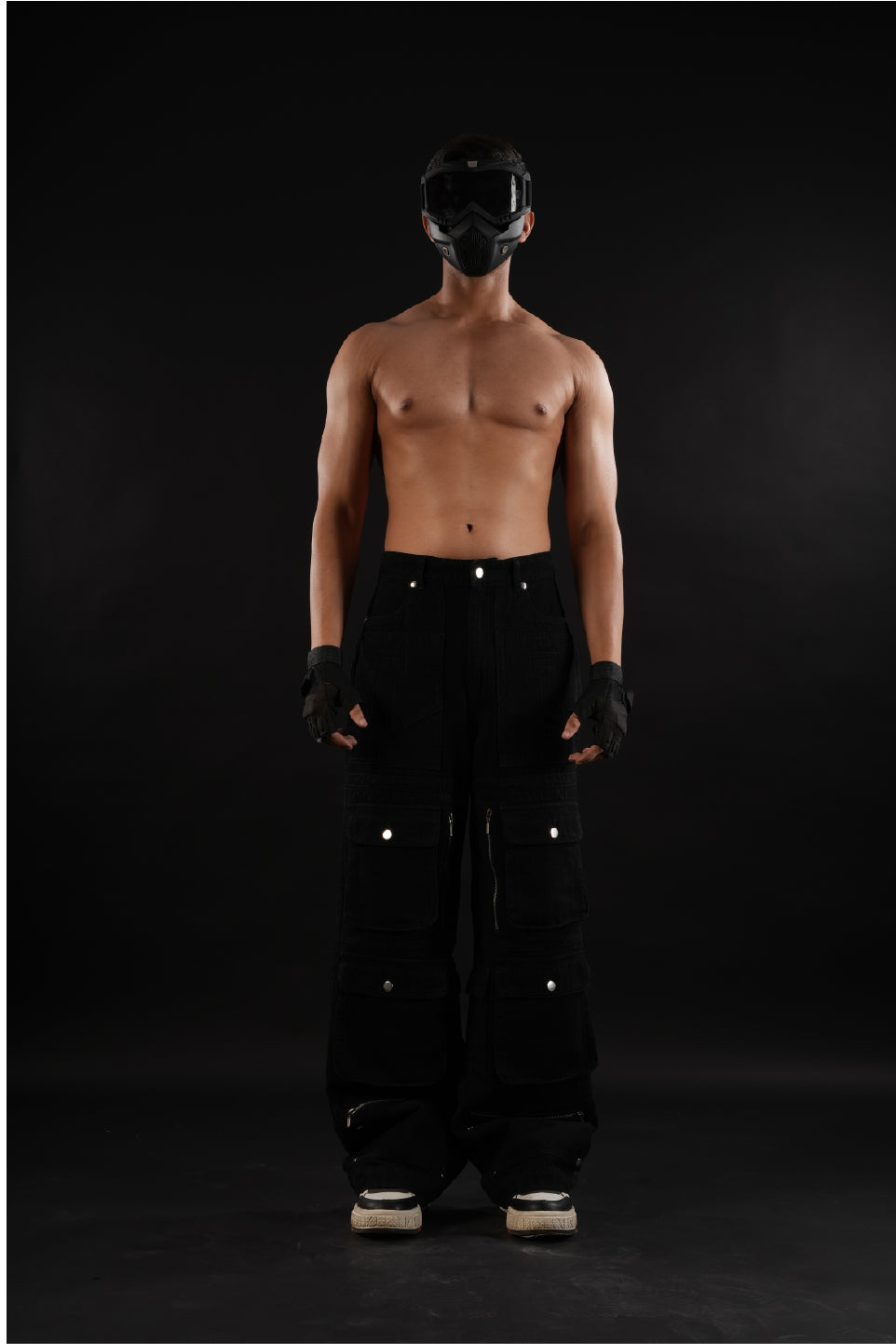 Blackout X-12 Utility Cargo
