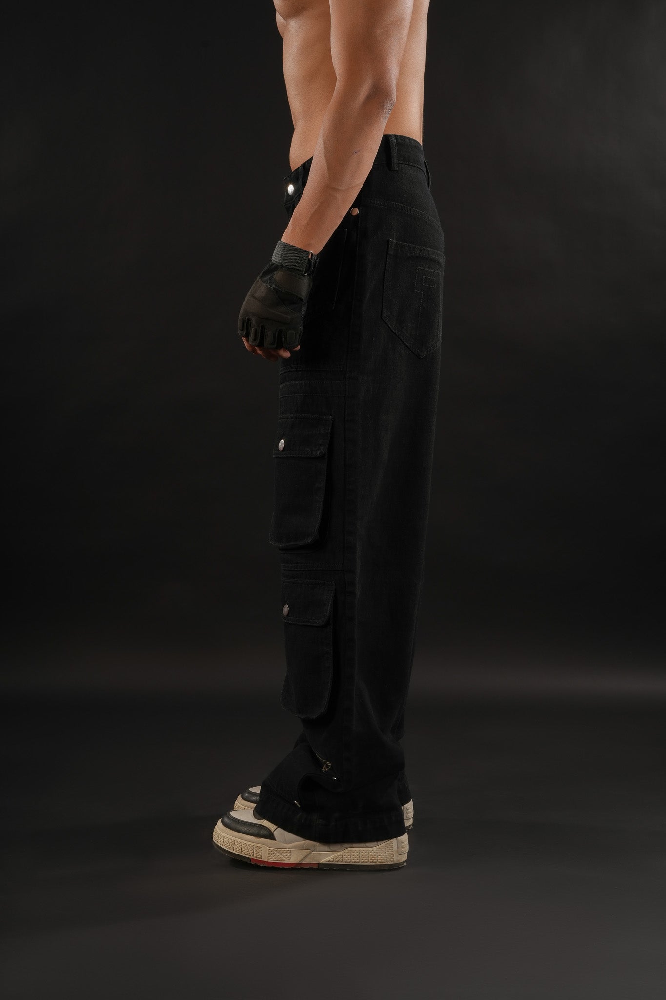 Blackout X-12 Utility Cargo