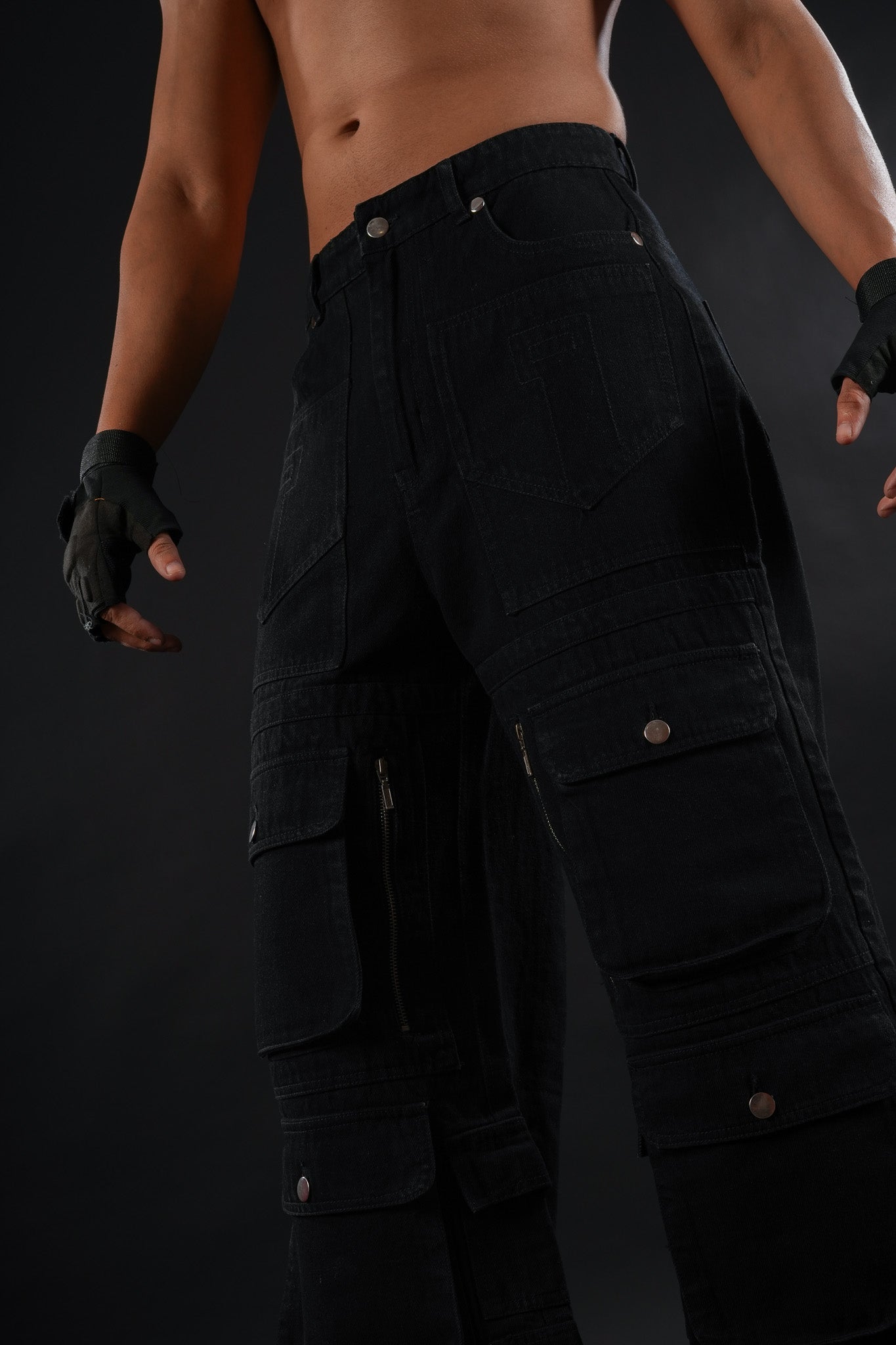 Blackout X-12 Utility Cargo