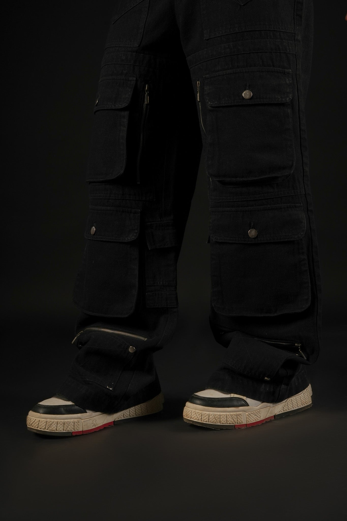 Blackout X-12 Utility Cargo