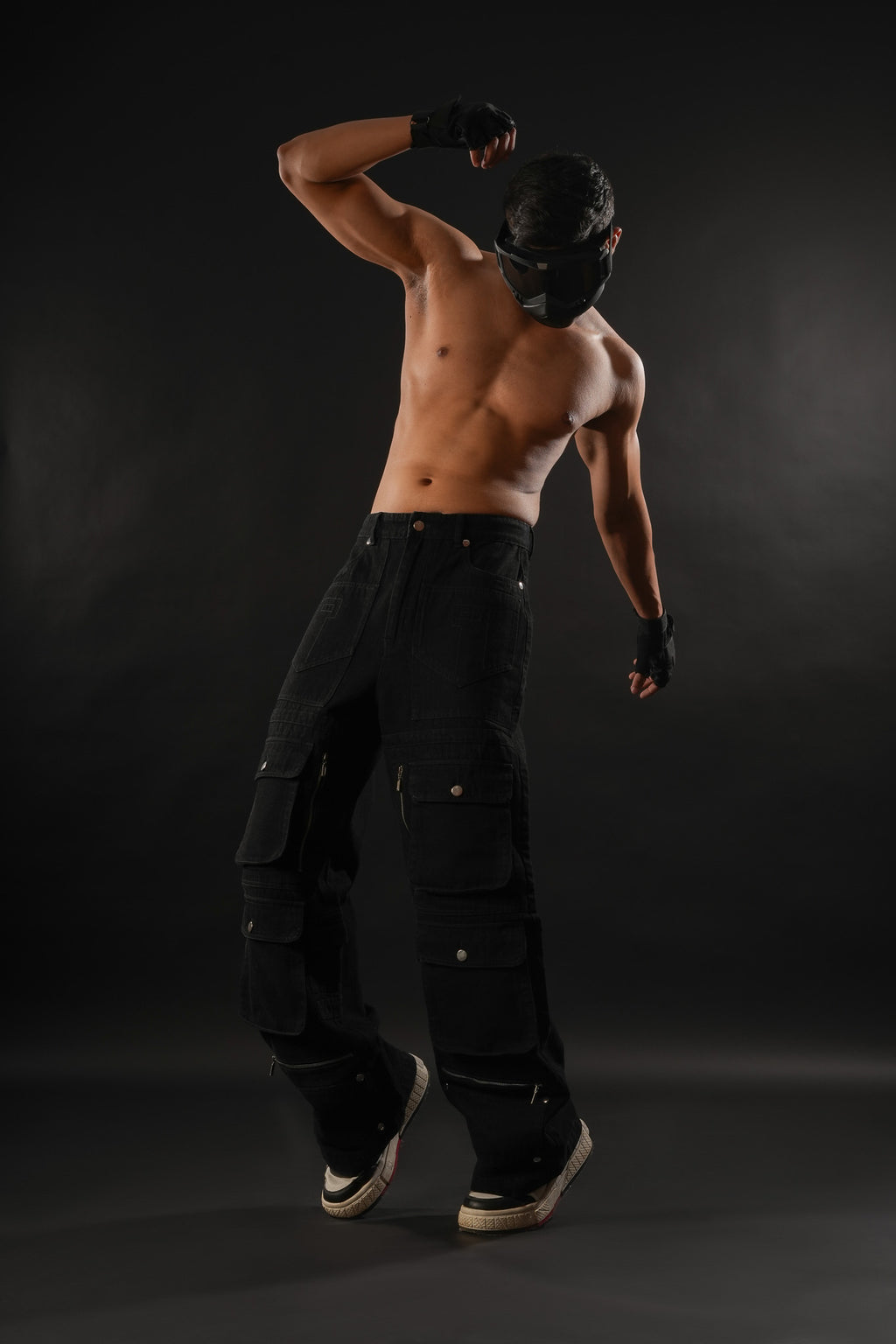 Blackout X-12 Utility Cargo